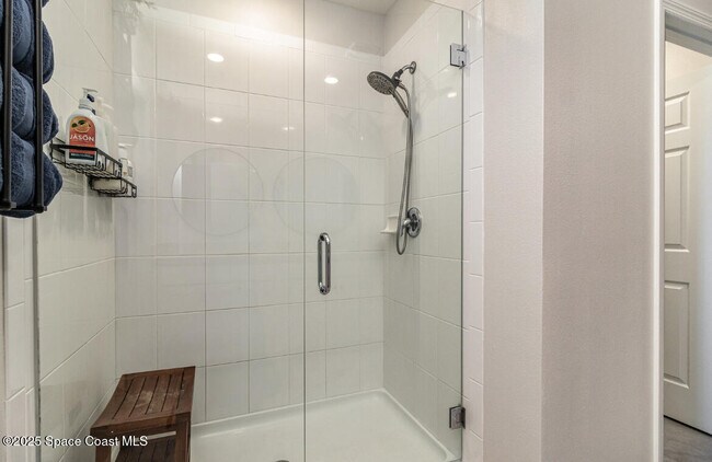 Building Photo - 7389 Tourmaline Dr