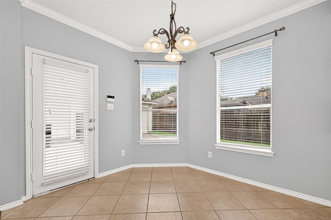 Building Photo - 26806 Shoal Hollow Ct
