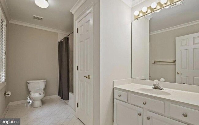Building Photo - 13731 Canal Vista Ct