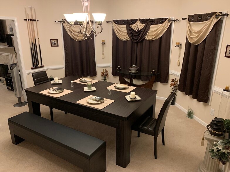 Building Photo - 1866 Whitley Rd