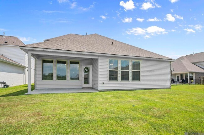 Building Photo - 4422 Mendocino Way