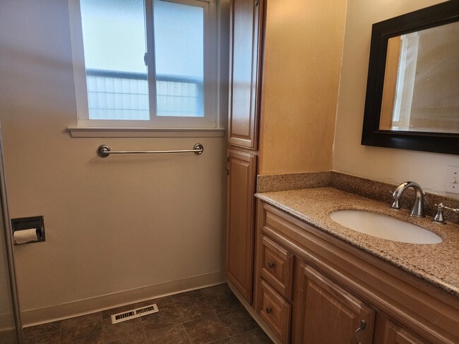 Building Photo - 17824 Pesante Rd