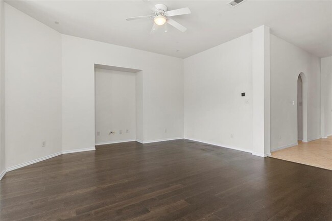 Building Photo - 11047 Pierce Valley Dr