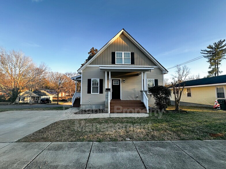 Primary Photo - 501 Fisher St