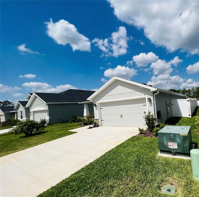 Building Photo - 1824 Brisbane Pl