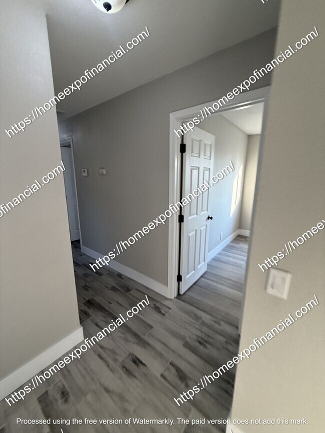 Building Photo - Nice Home For Rent