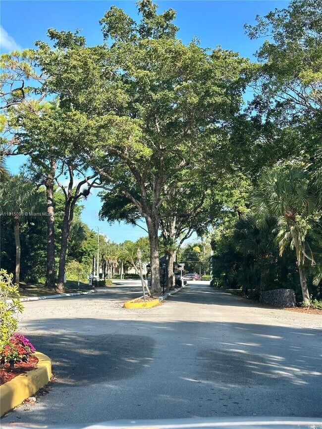 Building Photo - 9336 Ketay Cir