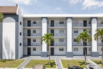 Building Photo - Viewmax Apartments