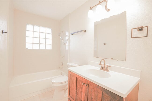 Building Photo - 2643 Indian Trail Dr