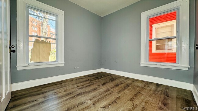 Building Photo - 232 Humboldt Pkwy