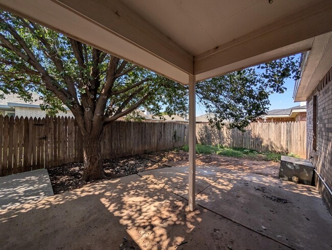 Building Photo - 10606 Belton Av.