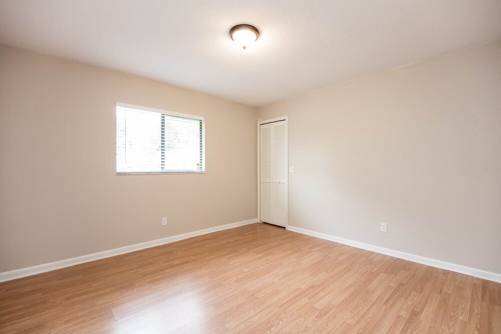 Building Photo - 1320 SE 2nd St