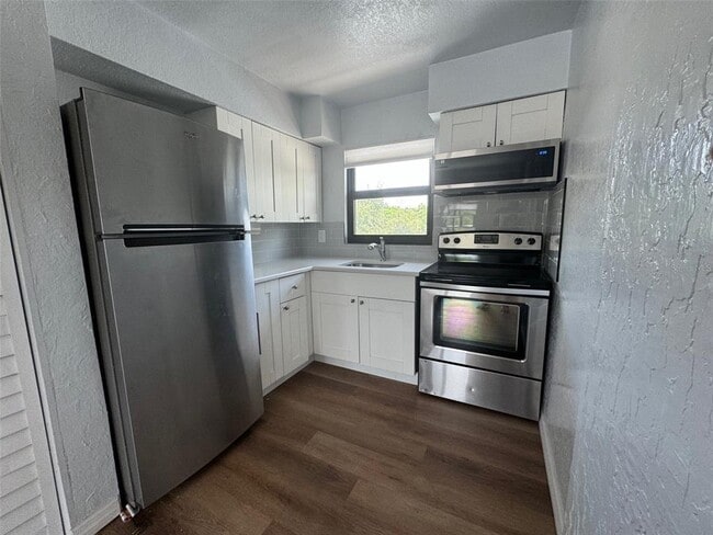 Building Photo - 4434 9th Ave N