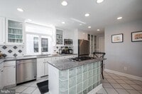 Building Photo - 6034 21st St N