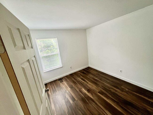 Building Photo - 419 Ramblewood Way