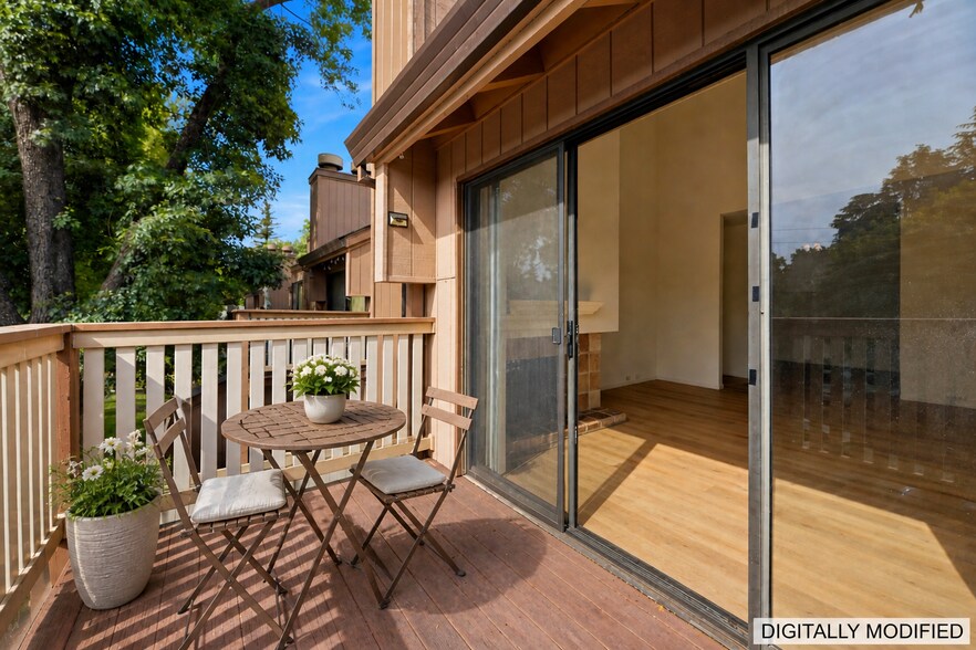 Building Photo - 523 Woodside Oaks