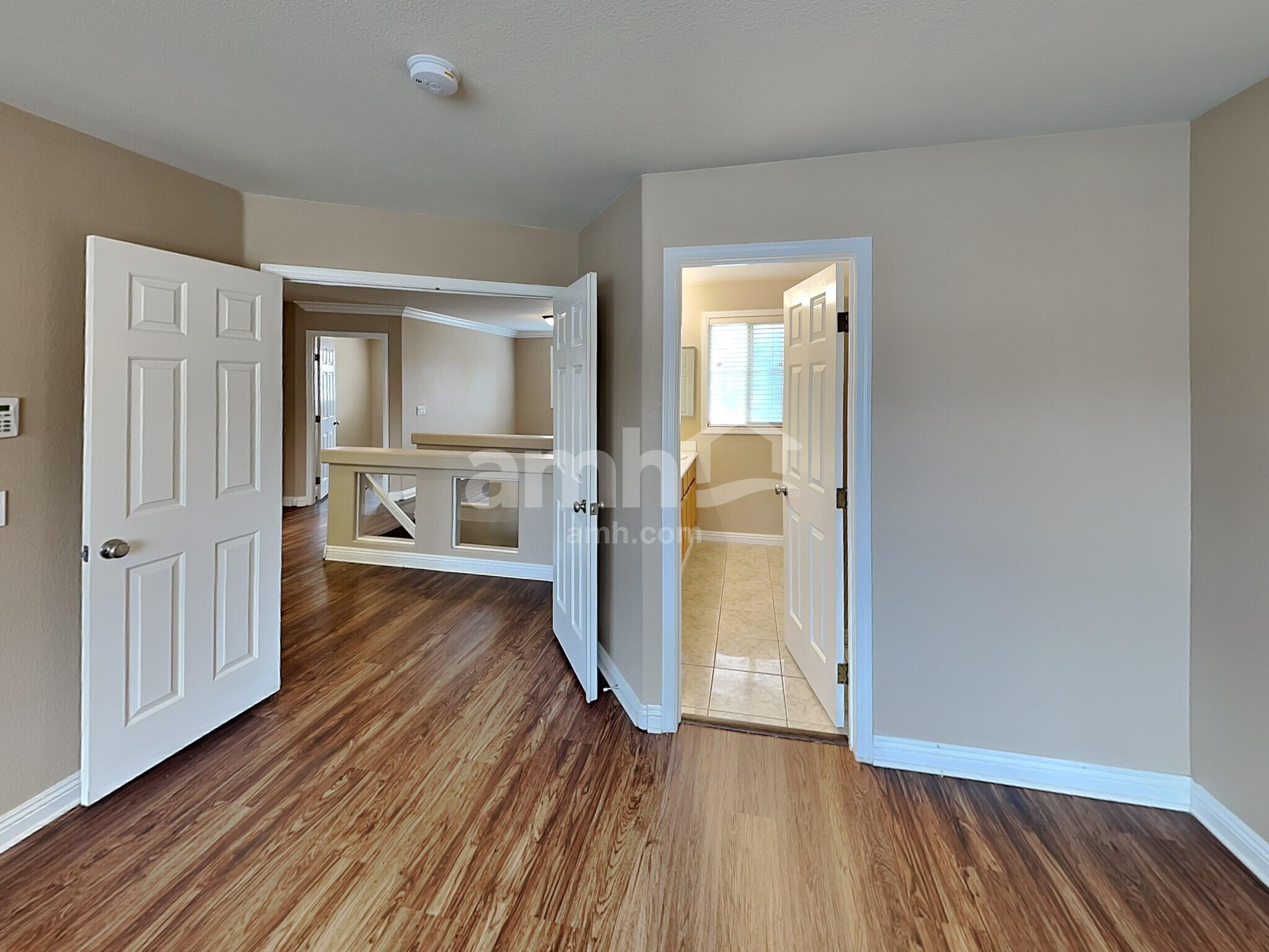 Building Photo - 9740 Powell Plateau Ct