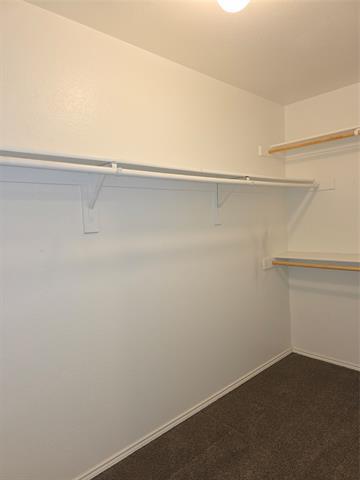 Building Photo - 1600 Wickham Dr