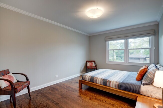 Building Photo - 3825 Brett Ln