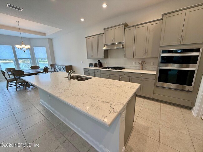 Building Photo - 194 Snowbell Ct