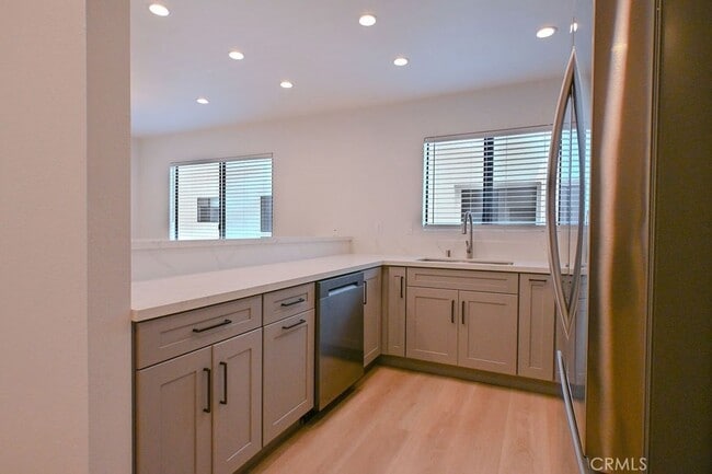 Building Photo - 15111 Freeman Ave