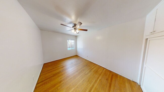 Building Photo - 7BD/3BA, Great Backyard w/ POOL!!! (Lease ...