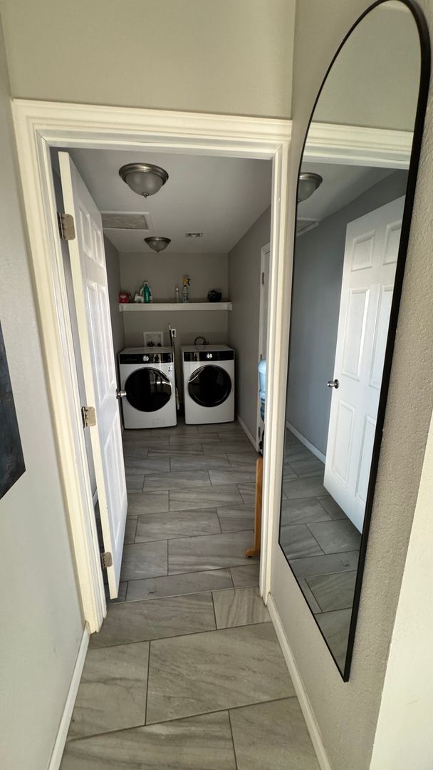 Building Photo - Renovated 4 Bedroom, 2 Bathroom Home in a Prime Phoenix Location!