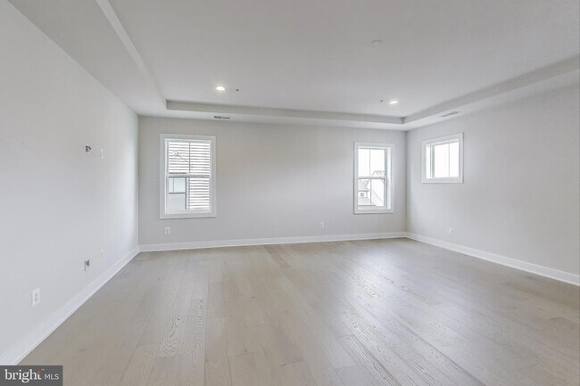 Building Photo - 6921 Renita Ln