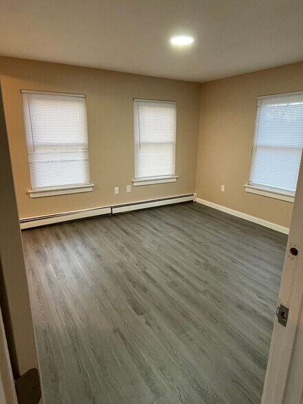 Building Photo - 62 E Water St