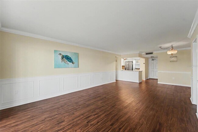 Building Photo - 5108 Brittany Dr S