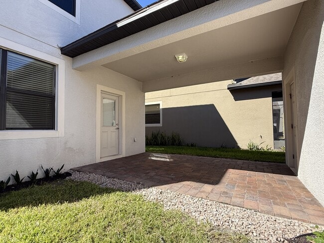 Building Photo - 7505 Fairgrove Ave