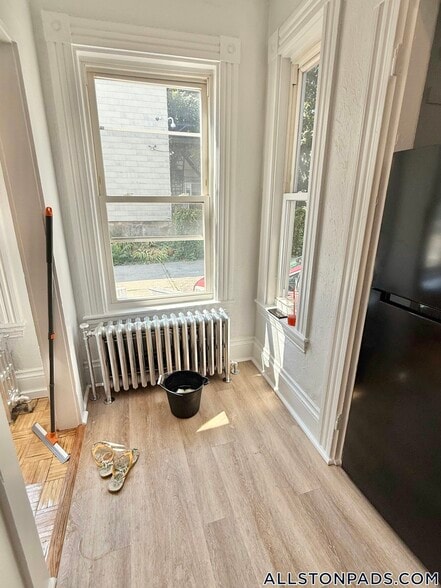 Building Photo - 8 Greylock Rd