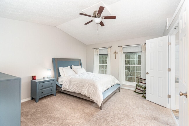 Building Photo - 1632 Shady Cove Ln