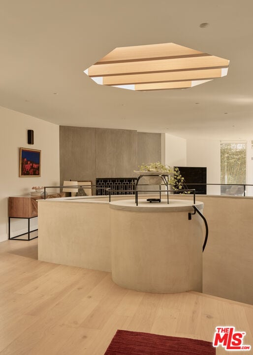 Building Photo - 8593 Hollywood Blvd