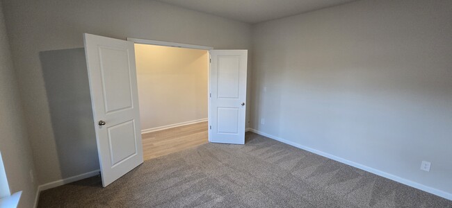 Dining room / Office - 186 Meander Dr