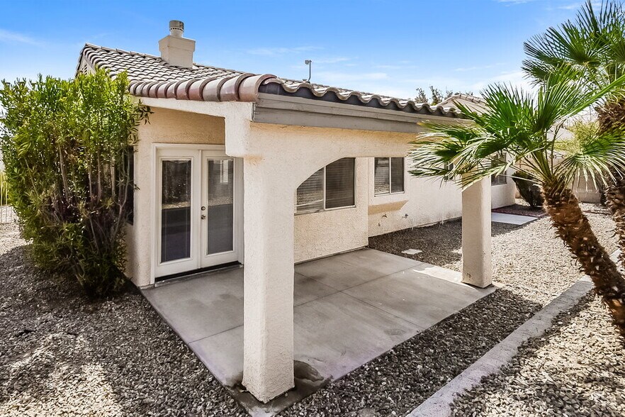 Building Photo - 8073 Boardwalk Way