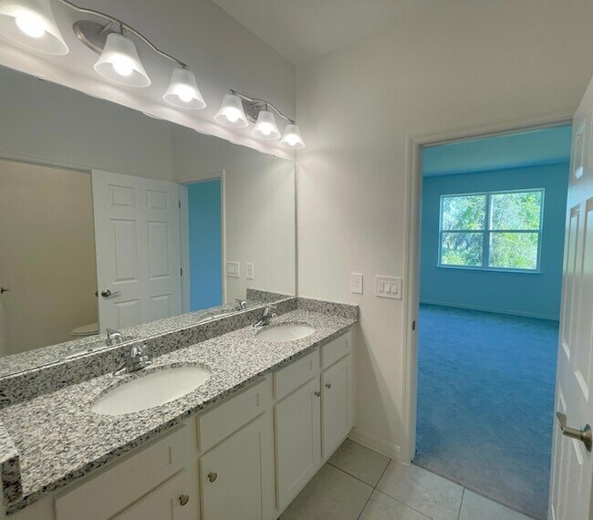 Building Photo - 4070 Heath Pl
