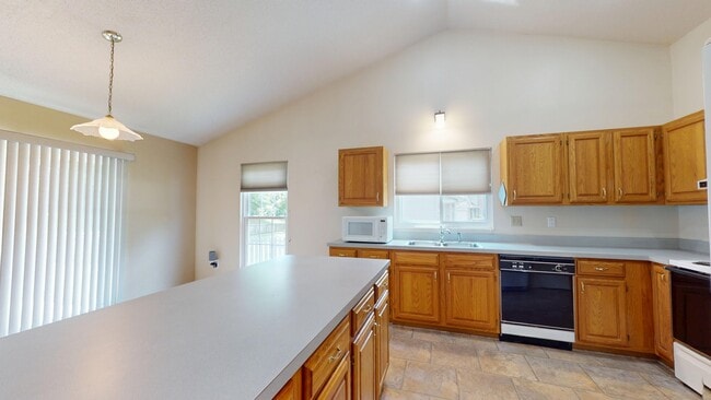 Building Photo - 1125 Butternut Ln