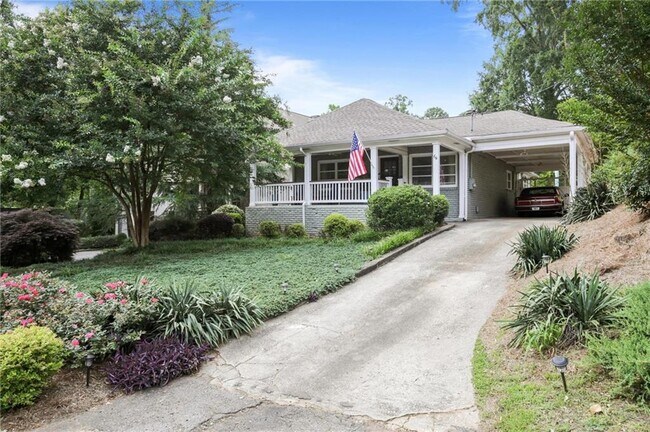 Building Photo - 64 W Belle Isle Rd NE