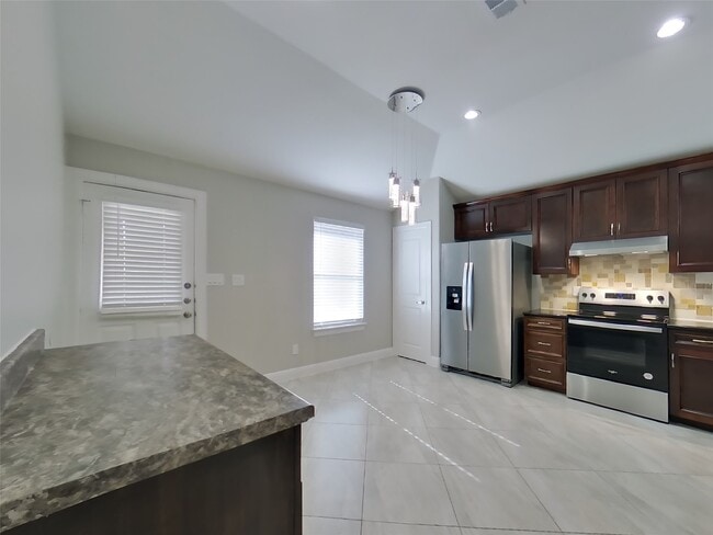 Building Photo - 21646 Punkin St