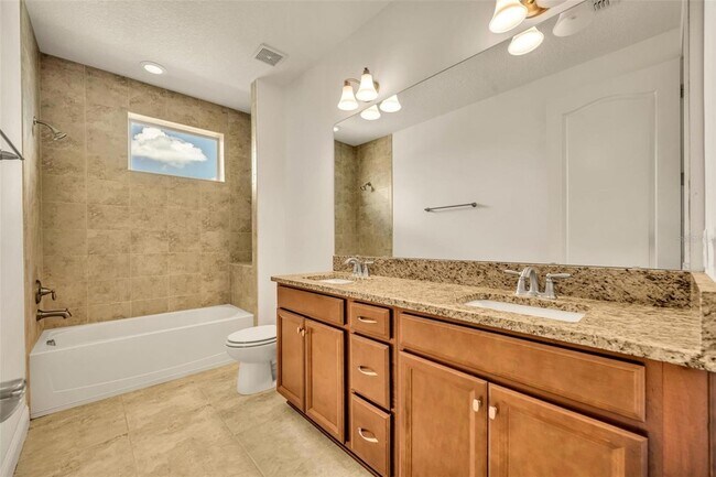 Building Photo - 14078 Alafaya Oak Bnd