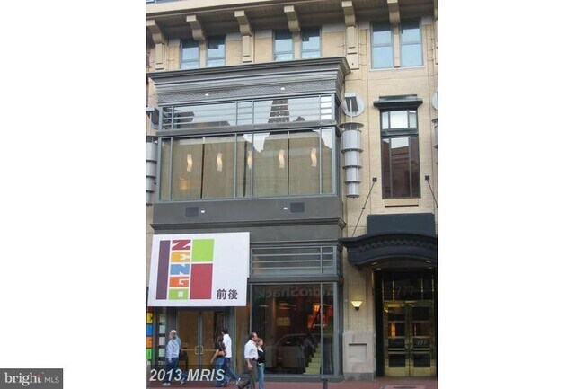 Building Photo - 777 7th St NW