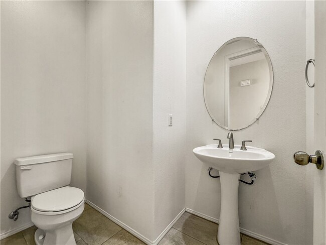 Building Photo - 20546 Earl St