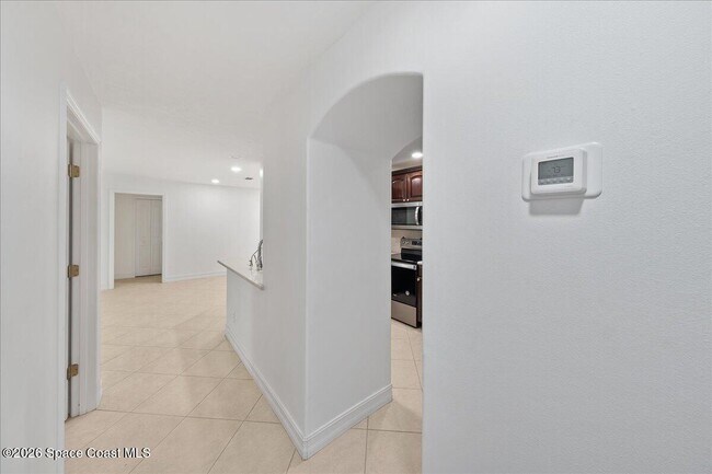 Building Photo - 7667 N Wickham Rd