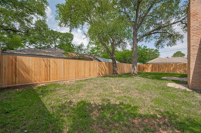 Building Photo - 1038 Red Rock Canyon Dr