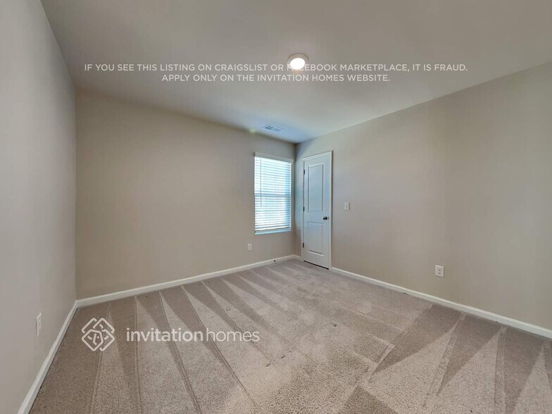 Building Photo - 1143 Woodhouse Dr