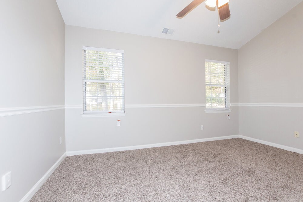 Building Photo - 10734 Spruce Mountain Rd