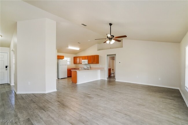 Building Photo - 1336 Japan St