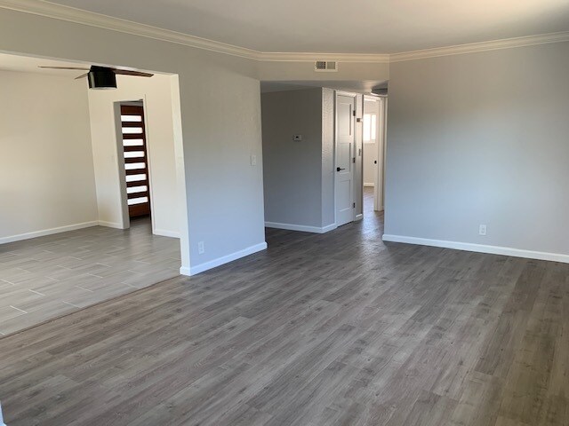 Building Photo - 747 Calla Dr