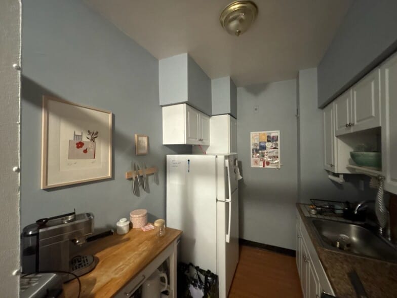 Kitchen - 1711 Massachusetts Ave NW